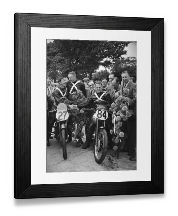 Framed Print : Dickie Dale (Guzzi) Anno Domini & Don Crossley (Triumph) 1948 Manx Grand Prix Framed Print : Dickie Dale (Guzzi) Anno Domini & Don Crossley (Triumph) 1948 Manx Grand Prix