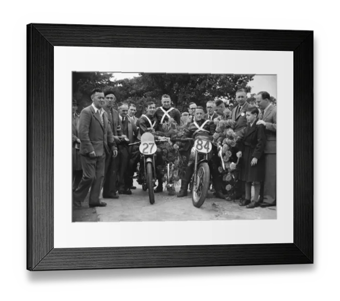 Framed Print : Dickie Dale (Guzzi) Anno Domini & Don Crossley (Triumph) 1948 Manx Grand Prix Framed Print : Dickie Dale (Guzzi) Anno Domini & Don Crossley (Triumph) 1948 Manx Grand Prix