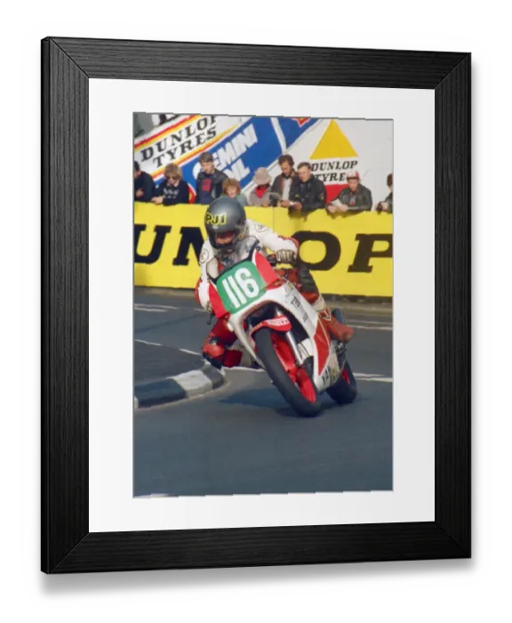 Framed Print : Dave Grigson (Yamaha) 1988 Production D TT Framed Print : Dave Grigson (Yamaha) 1988 Production D TT