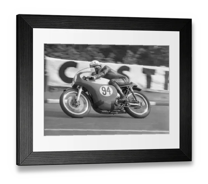 Framed Print : Jimmy Guthrie jnr (Norton) 1966 Senior Manx Grand Prix Framed Print : Jimmy Guthrie jnr (Norton) 1966 Senior Manx Grand Prix