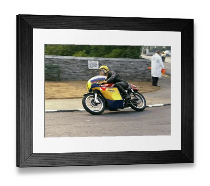 Framed Print : John Goodall (Vendetta Matchless) 1975 Senior Manx Grand Prix Framed Print : John Goodall (Vendetta Matchless) 1975 Senior Manx Grand Prix