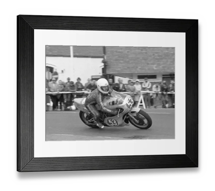 Framed Print : Terry Griffths (Yamaha) 1983 Lightweight Manx Grand Prix Framed Print : Terry Griffths (Yamaha) 1983 Lightweight Manx Grand Prix