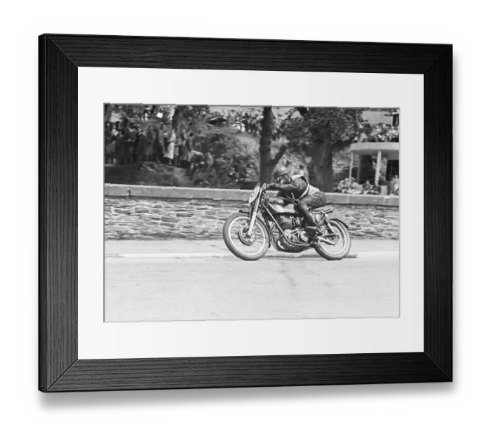 Framed Print : Maurice Cann (AJS) 1948 Junior TT Framed Print : Maurice Cann (AJS) 1948 Junior TT