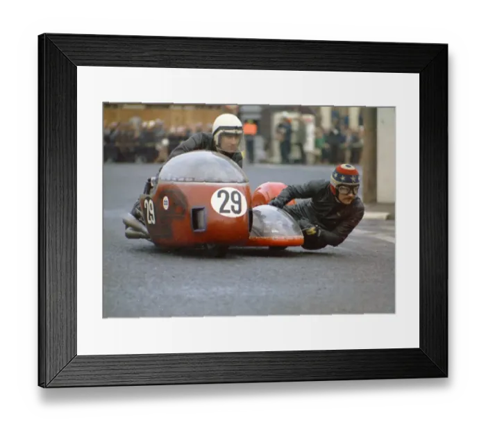 Framed Print : Maurice Candy & Eddy Fletcher (MJC) 1971 500 Sidecar TT Framed Print : Maurice Candy & Eddy Fletcher (MJC) 1971 500 Sidecar TT