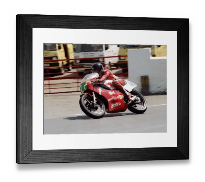 Framed Print : Graham Cannell (Yamaha) 1984 Junior TT Framed Print : Graham Cannell (Yamaha) 1984 Junior TT