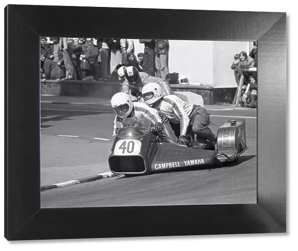 Alex Campbell & Jim Pearson (Yamaha) 1975 500 Sidecar TT