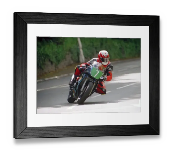 Framed Print : Gary Carswell (Yamaha) 2002 Lightweight 400 TT Framed Print : Gary Carswell (Yamaha) 2002 Lightweight 400 TT