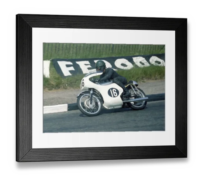 Framed Print : Kel Carruthers (Honda) 1967 Ultra Lightweight TT