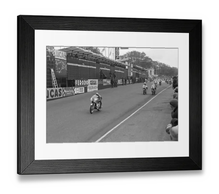Framed Print : Phil Carpenter (Honda) 1973 Production 250 TT Framed Print : Phil Carpenter (Honda) 1973 Production 250 TT