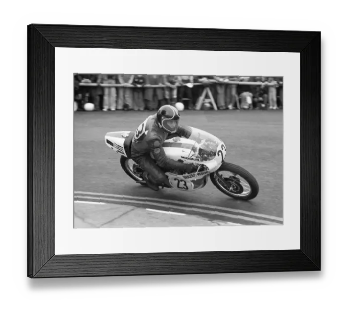 Framed Print : Denis Casement (Yamaha) 1977 Senior TT Framed Print : Denis Casement (Yamaha) 1977 Senior TT