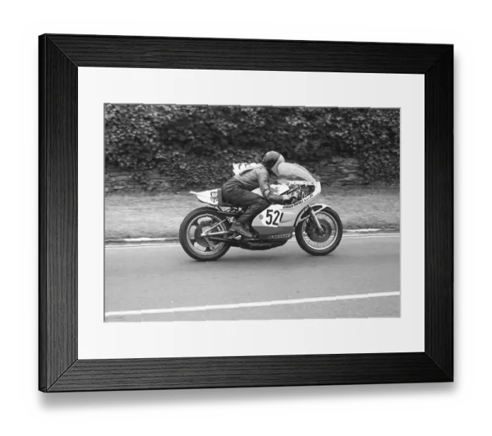 Framed Print : Phil Carpenter (Yamaha) 1977 Classic TT Framed Print : Phil Carpenter (Yamaha) 1977 Classic TT