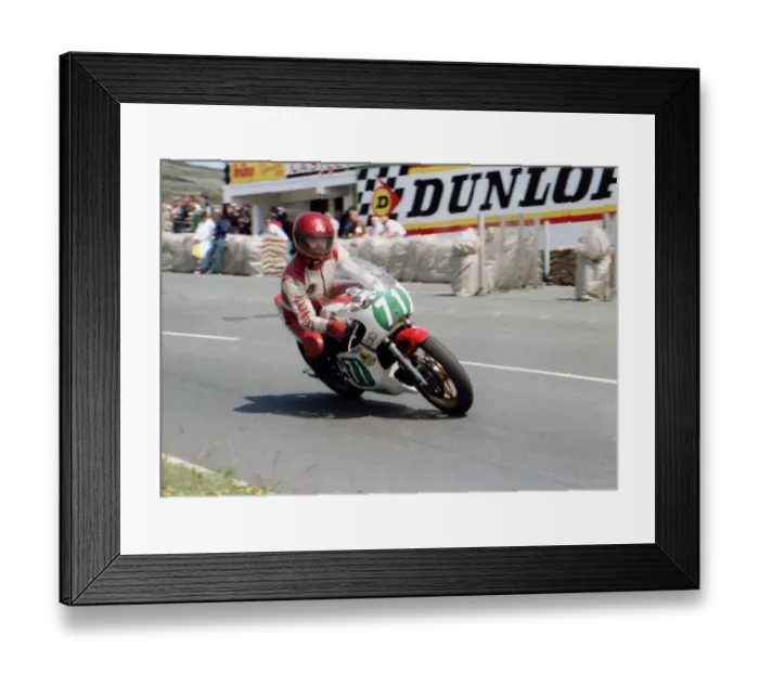 Framed Print : Tony Carey (Yamaha) 1984 Junior TT Framed Print : Tony Carey (Yamaha) 1984 Junior TT