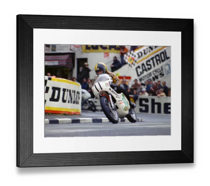 Framed Print : Phil Carpenter (Dugdale Yamaha) 1974 Lightweight TT Framed Print : Phil Carpenter (Dugdale Yamaha) 1974 Lightweight TT