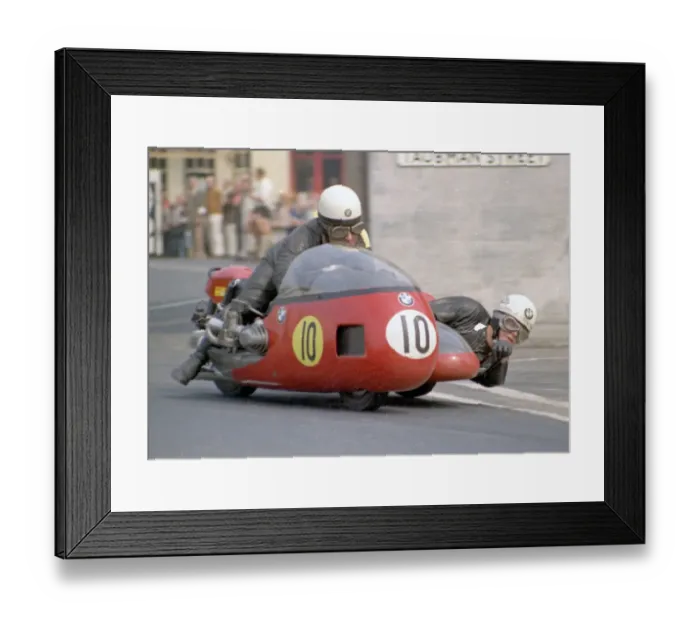Framed Print : Heinz Luthringhauser & Jurgen Cusnik (BMW) 1970 750 Sidecar TT Framed Print : Heinz Luthringhauser & Jurgen Cusnik (BMW) 1970 750 Sidecar TT