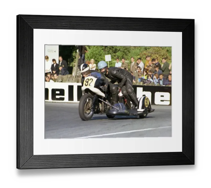 Framed Print : Ron Cave & Peter Mooney (Triumph) 1968 750 Sidecar TT Framed Print : Ron Cave & Peter Mooney (Triumph) 1968 750 Sidecar TT