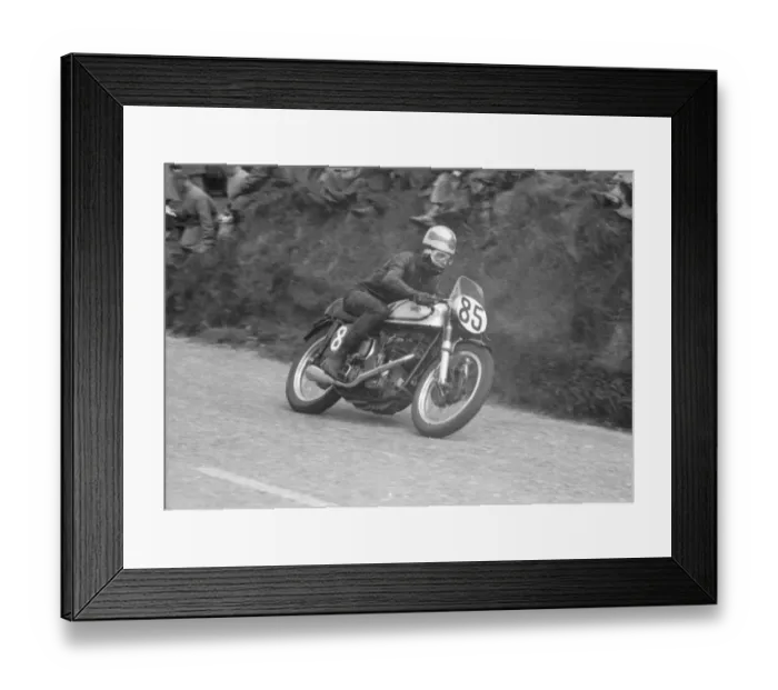 Framed Print : Dave Chadwick (Norton) 1956 Senior TT Framed Print : Dave Chadwick (Norton) 1956 Senior TT