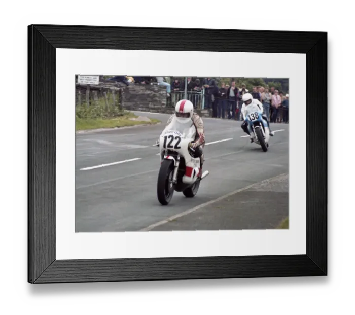 Framed Print : Rob Brew (Yamaha) 1982 Southern 100 Framed Print : Rob Brew (Yamaha) 1982 Southern 100