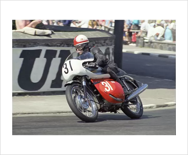 Mick Chatterton (Triumph) 1969 Production TT