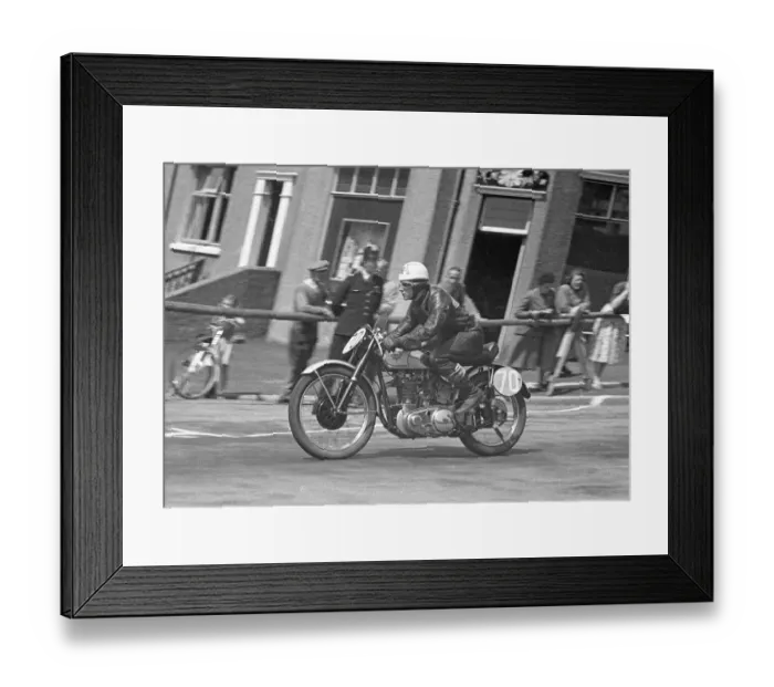 Framed Print : Henry Collier (BSA) 1953 Junior Clubman TT Framed Print : Henry Collier (BSA) 1953 Junior Clubman TT