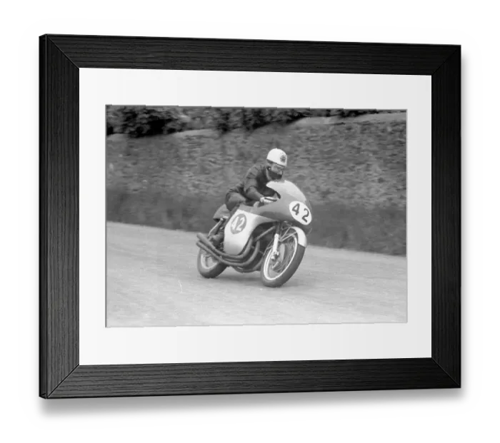 Framed Print : John Hartle (MV) 1958 Senior TT Framed Print : John Hartle (MV) 1958 Senior TT