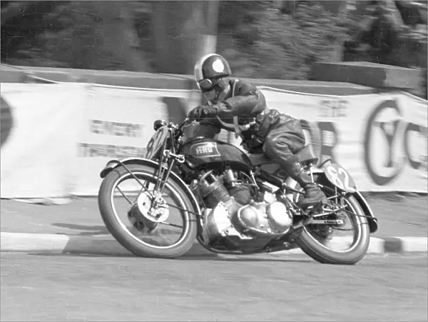 Chris Horn (HRD) 1948 Senior Clubman TT