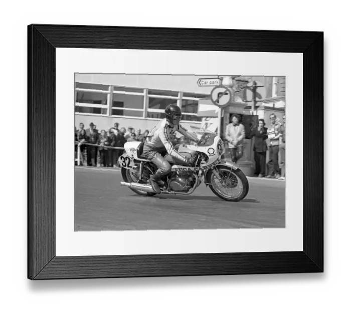 Framed Print : Kevin Cowley (Honda) 1975 Production TT Framed Print : Kevin Cowley (Honda) 1975 Production TT