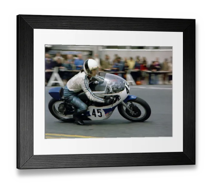 Framed Print : Kevin Cowley (Yamaha) 1976 Classic TT
