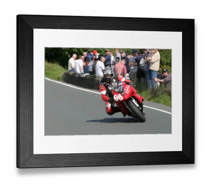Framed Print : Martin Hamberg (Yamaha) 2005 Superstock TT