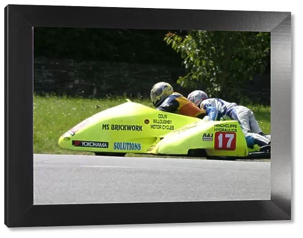 Nigel Connole & Philip Bridge (Shelbourne Honda) 2005 Sidecar TT