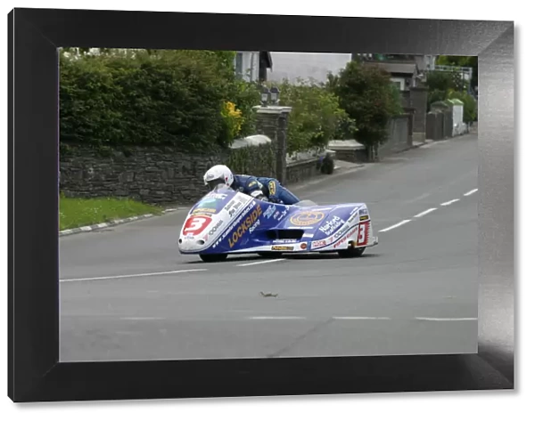 Steve Norbury and Andrew Smith (Shelbourne) 2005 Sidecar TT