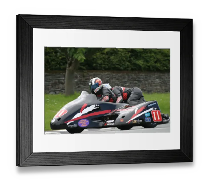 Framed Print : Mick Harvey & Fiona Baker-Milligan (Shelbourne) 2005 Sidecar TT Framed Print : Mick Harvey & Fiona Baker-Milligan (Shelbourne) 2005 Sidecar TT