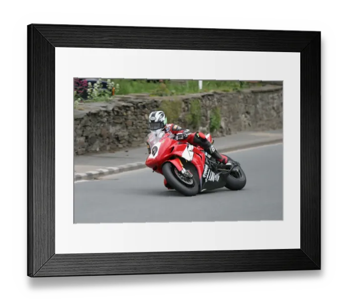 Framed Print : Jason Griffiths (Yamaha) 2005 Superbike TT Framed Print : Jason Griffiths (Yamaha) 2005 Superbike TT