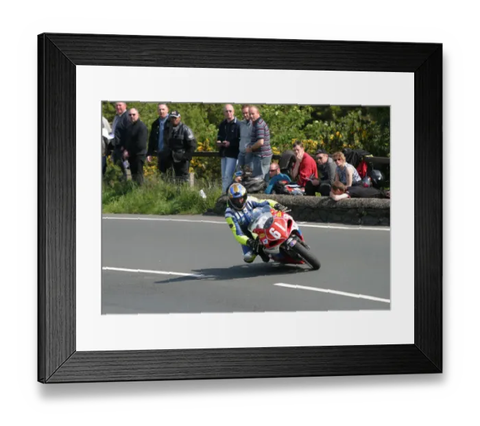 Framed Print : John Crellin (Suzuki) 2005 Superstock TT Framed Print : John Crellin (Suzuki) 2005 Superstock TT