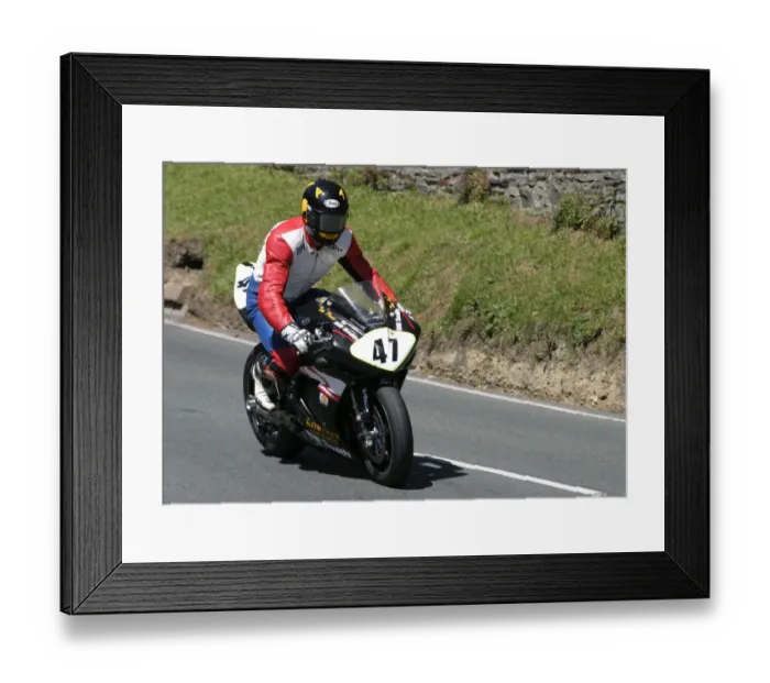 Framed Print : Tim Poole (Yamaha) 2006 Superbike TT