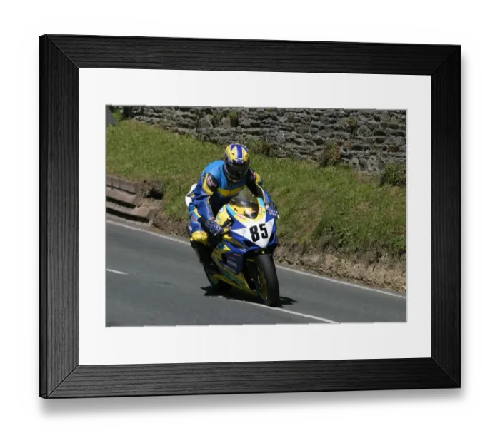 Framed Print : Fabrice Miguet (Suzuki) 2006 Superbike TT Framed Print : Fabrice Miguet (Suzuki) 2006 Superbike TT