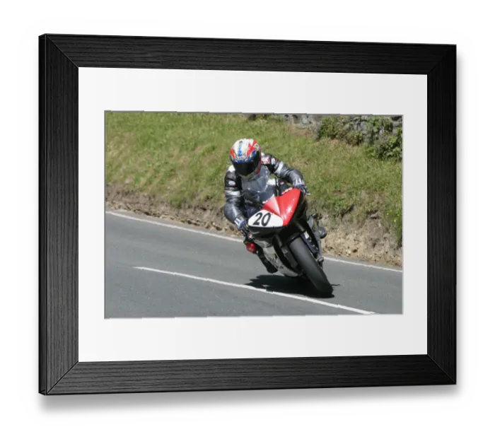 Framed Print : Chris Palmer (Yamaha) 2006 Superbike TT Framed Print : Chris Palmer (Yamaha) 2006 Superbike TT
