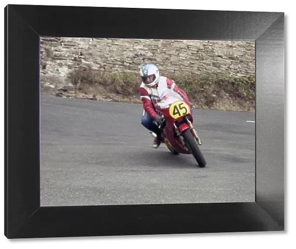 Kevin Howe (Yamaha) 1984 Senior Manx Grand Prix