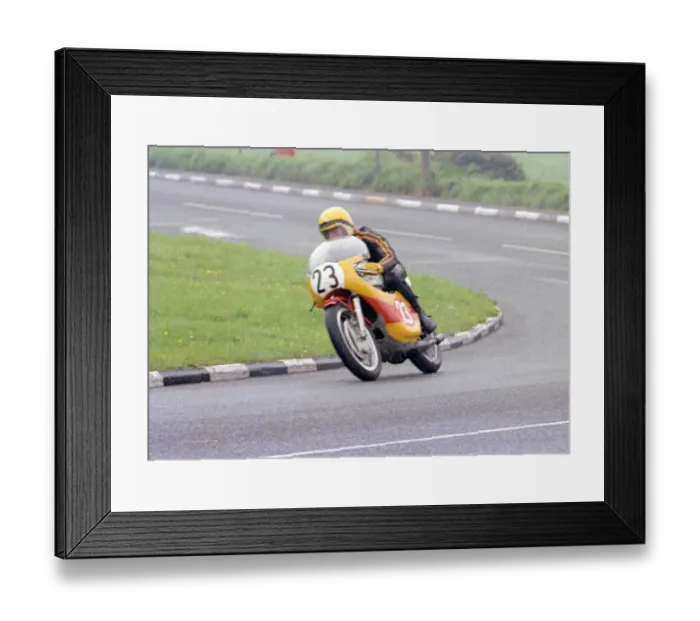 Framed Print : Steven Holmes (Yamaha) 1978 Newcomers Manx Grand Prix