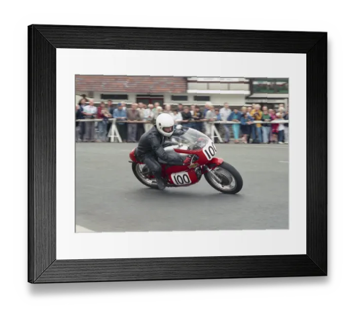 Framed Print : Bob Hill (Aermacchi) 1987 Junior Classic Manx Grand Prix Framed Print : Bob Hill (Aermacchi) 1987 Junior Classic Manx Grand Prix