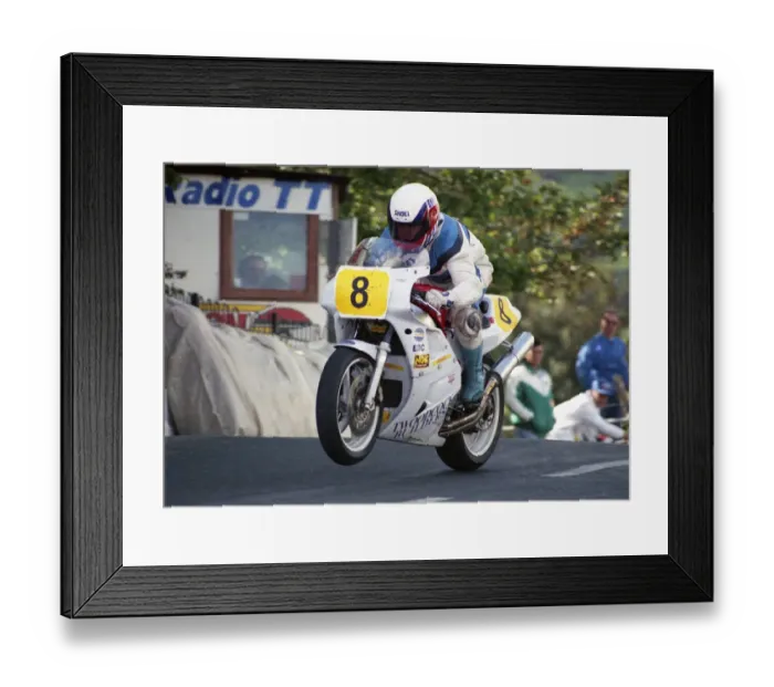 Framed Print : Ben Hines (Suzuki) 1990 Senior Manx Grand Prix Framed Print : Ben Hines (Suzuki) 1990 Senior Manx Grand Prix