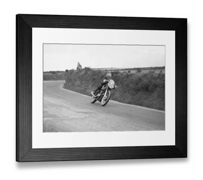 Framed Print : Aminar Howth (AJS) 1950 Junior Manx Grand Prix Framed Print : Aminar Howth (AJS) 1950 Junior Manx Grand Prix
