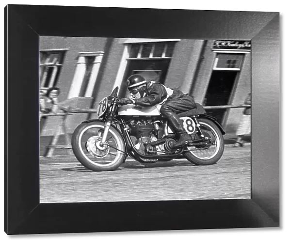 Alan Holmes (Norton) 1953 Junior Manx Grand Prix