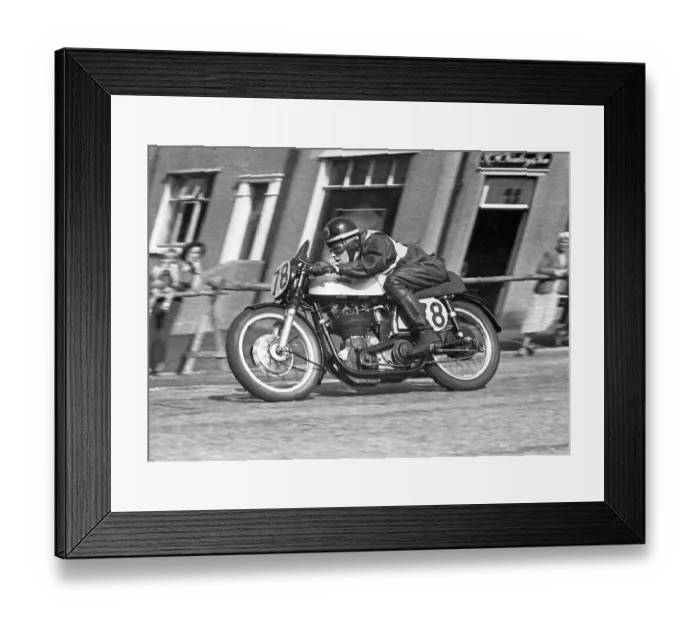 Framed Print : Alan Holmes (Norton) 1953 Junior Manx Grand Prix