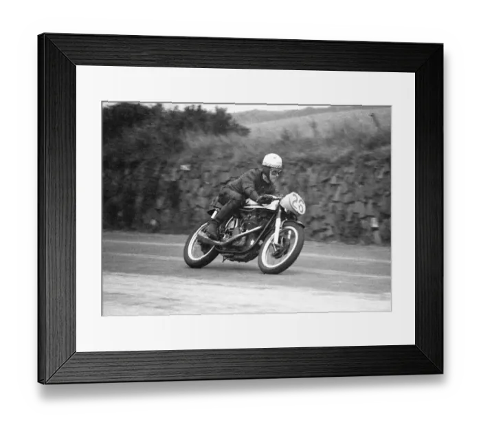 Framed Print : John Holder (Norton) 1958 Senior Snaefell Manx Grand Prix Framed Print : John Holder (Norton) 1958 Senior Snaefell Manx Grand Prix