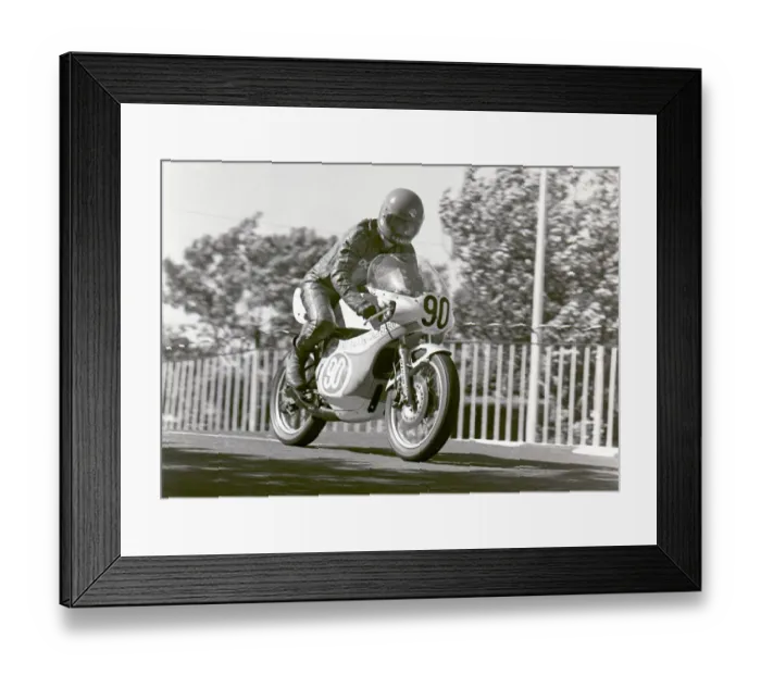 Framed Print : Donal Hughes (Yamaha) 1979 Lightweight Manx Grand Prix Framed Print : Donal Hughes (Yamaha) 1979 Lightweight Manx Grand Prix