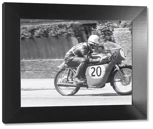 Brian Clark (Ducati) 1959 Ultra Lightweight TT