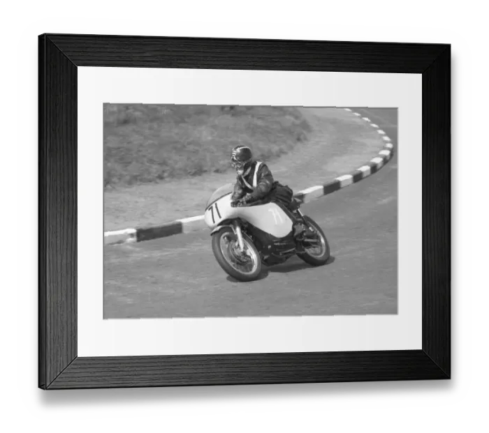 Framed Print : Joe Iszard (AJS) 1963 Junior Manx Grand Prix