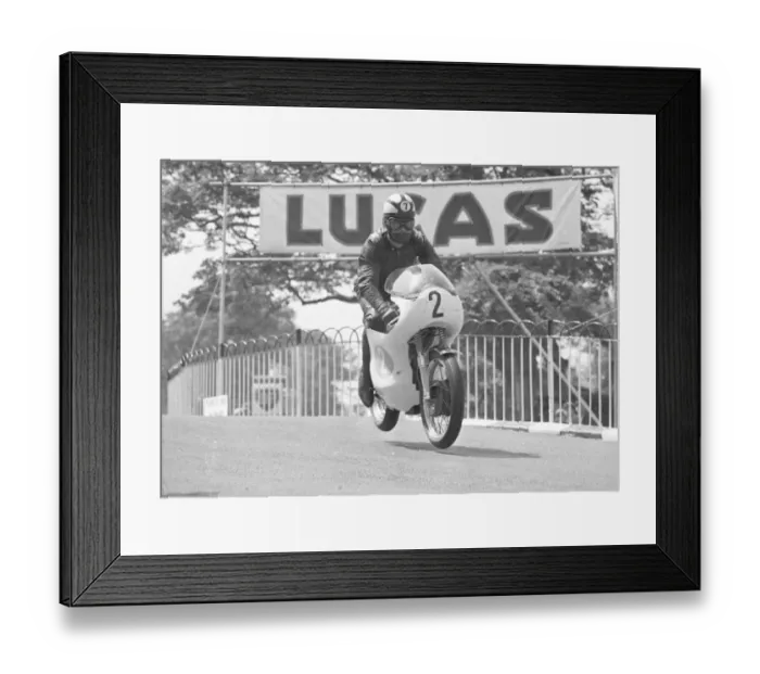 Framed Print : Chris Conn (Norton) 1967 Junior TT Framed Print : Chris Conn (Norton) 1967 Junior TT