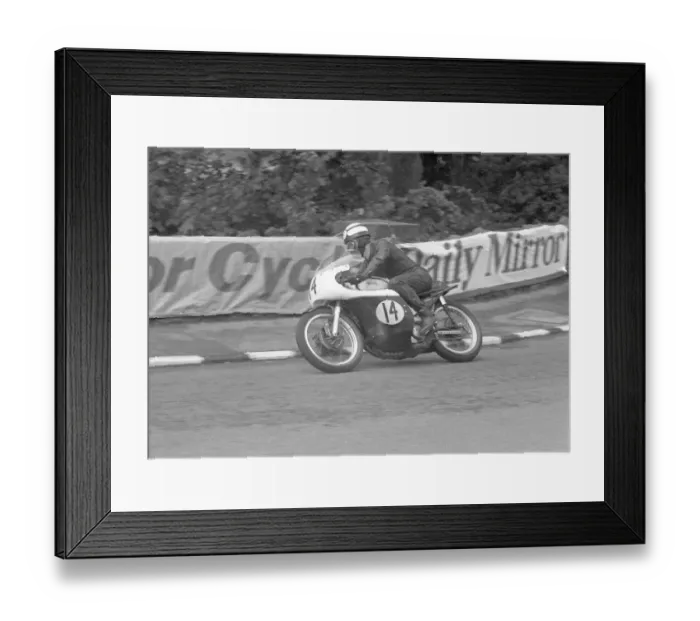 Framed Print : Chris Conn (Norton) 1965 Senior TT Framed Print : Chris Conn (Norton) 1965 Senior TT