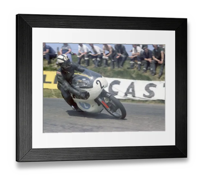 Framed Print : Chris Conn (Norton) 1967 Junior TT Framed Print : Chris Conn (Norton) 1967 Junior TT
